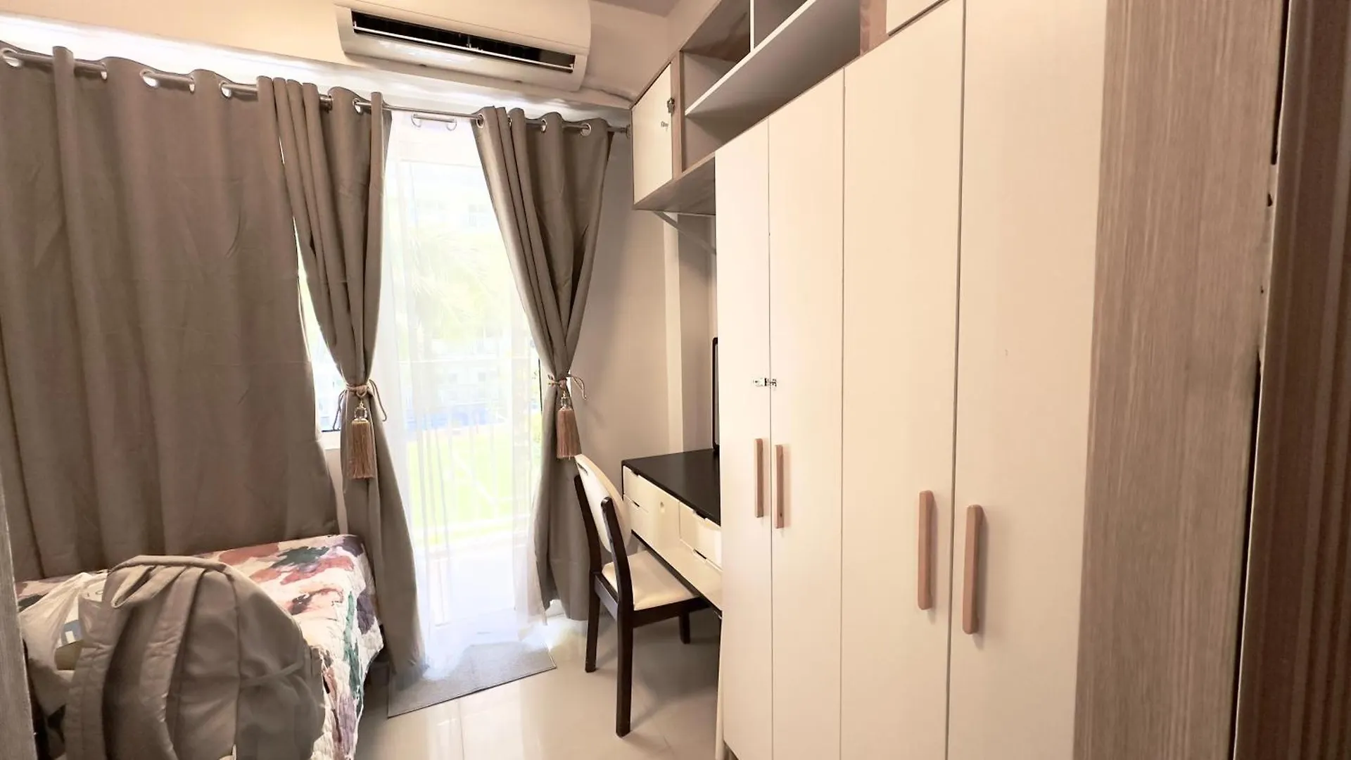 Art'S Nest At Shore Residences Pasay