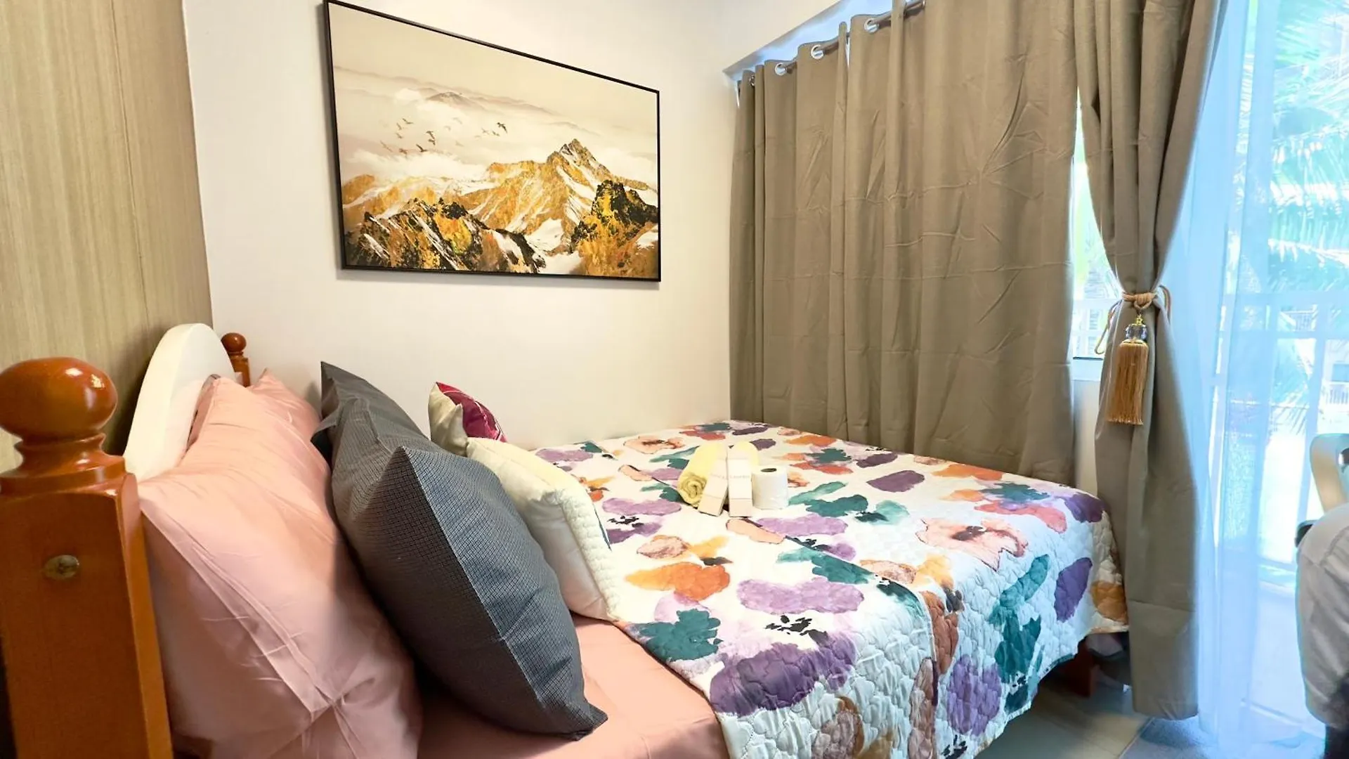 Aparthotel Art'S Nest At Shore Residences Pasay