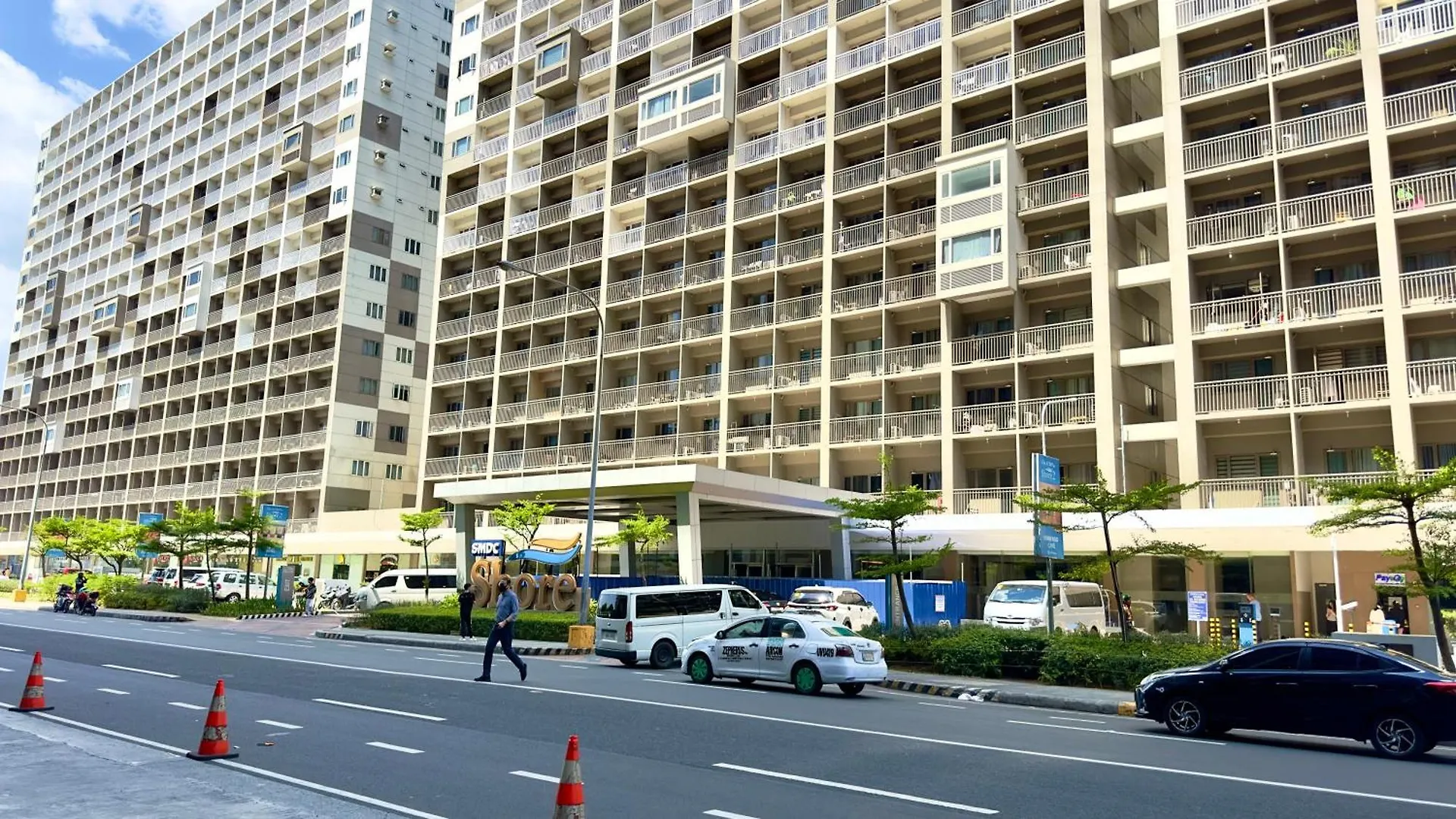Art'S Nest At Shore Residences Pasay Philippines