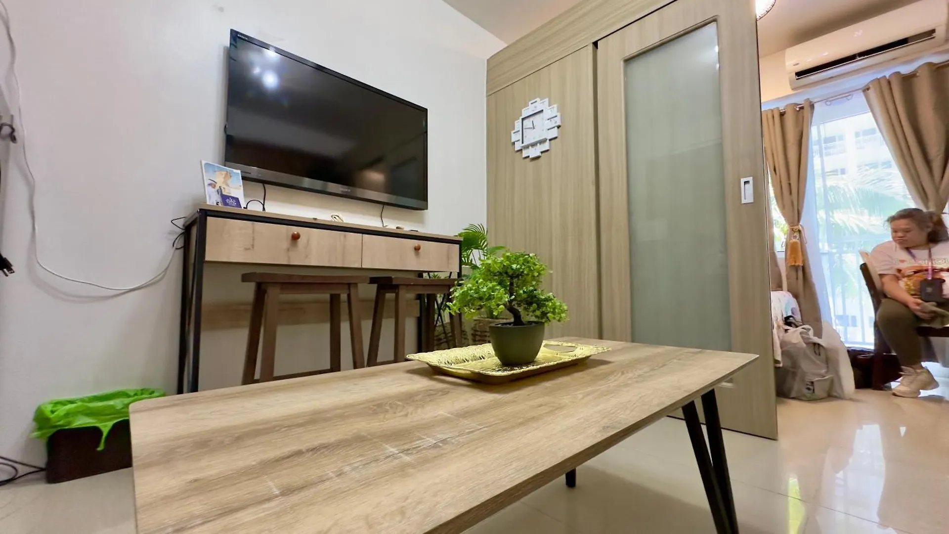 Art'S Nest At Shore Residences Pasay Aparthotel